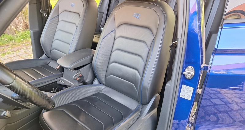 Volkswagen Tiguan cena 199000 przebieg: 35000, rok produkcji 2021 z Trzebiatów małe 407